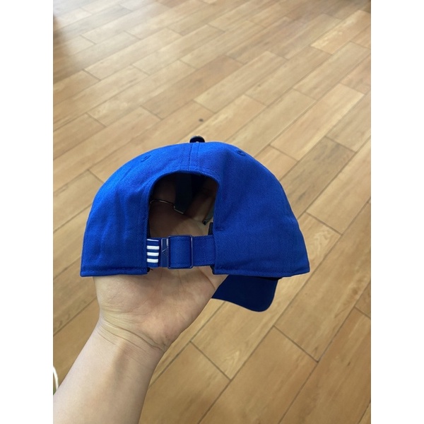 Mũ Adidas chính hãng, có bill mua hàng up ở ảnh cuối