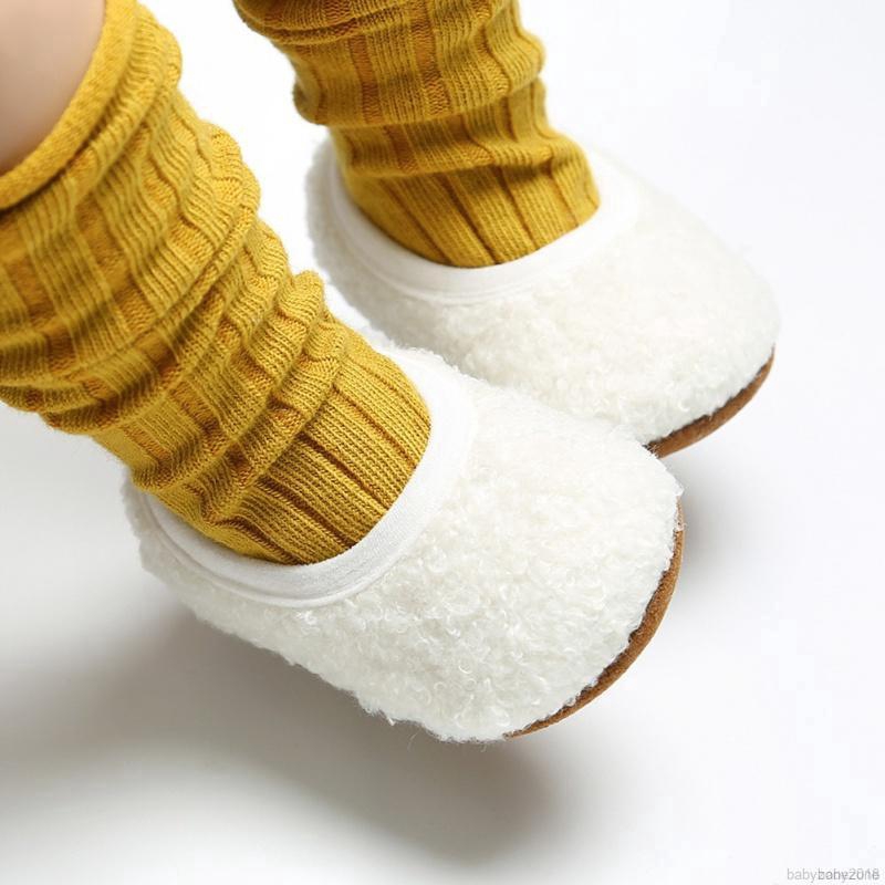 Giày giữ ấm mùa đông thiết kế dễ thương cho bé sơ sinh