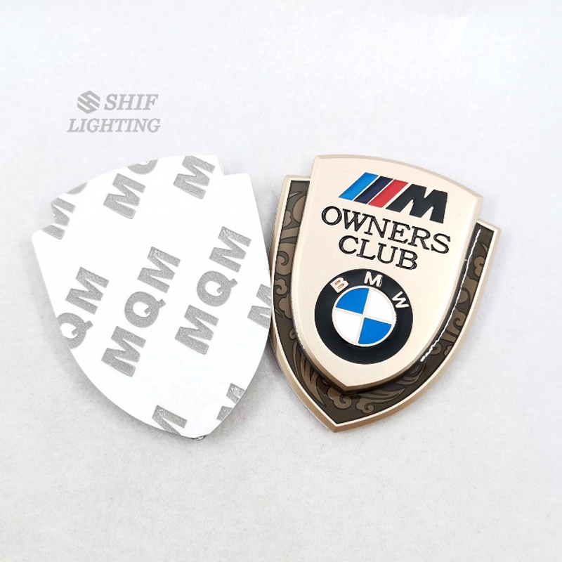 Logo kim loại dán trang trí sau xe BMW
