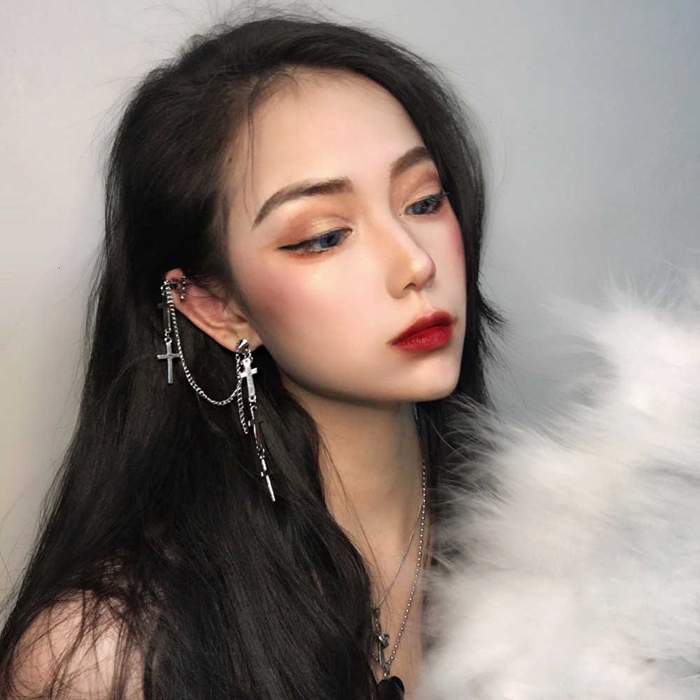 13031Cross chain ear bone clip cool temperament ins net red same earrings