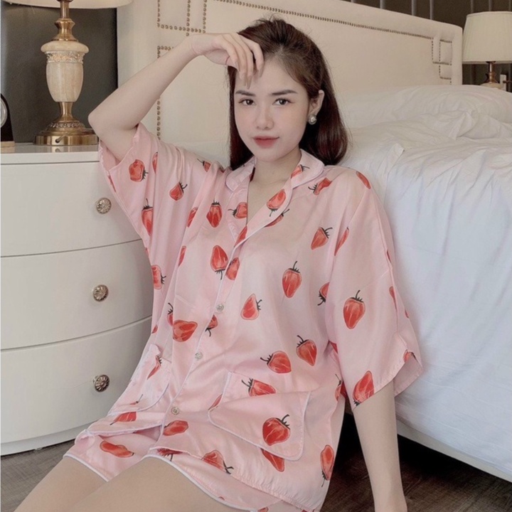 Pijama - Bộ Lụa Áo Cộc Quần Đùi Chất Liệu SaTin Cánh Dơi Form Dưới 60kg | BigBuy360 - bigbuy360.vn