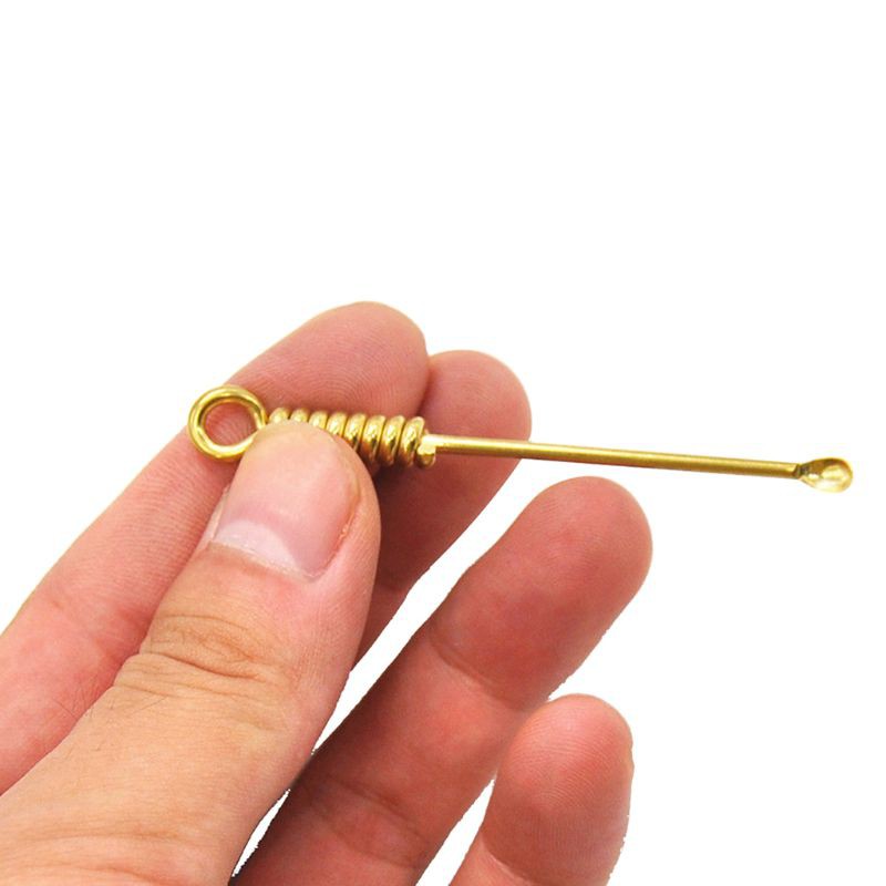 Dụng cụ lấy ráy tai thiết kế xoắn ốc độc đáo tiện lợi