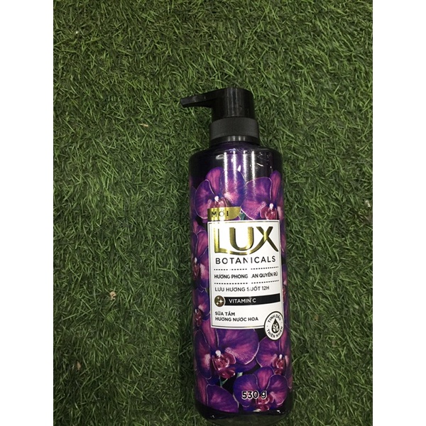 Sữa tắm Lux hương nước hoa 530g