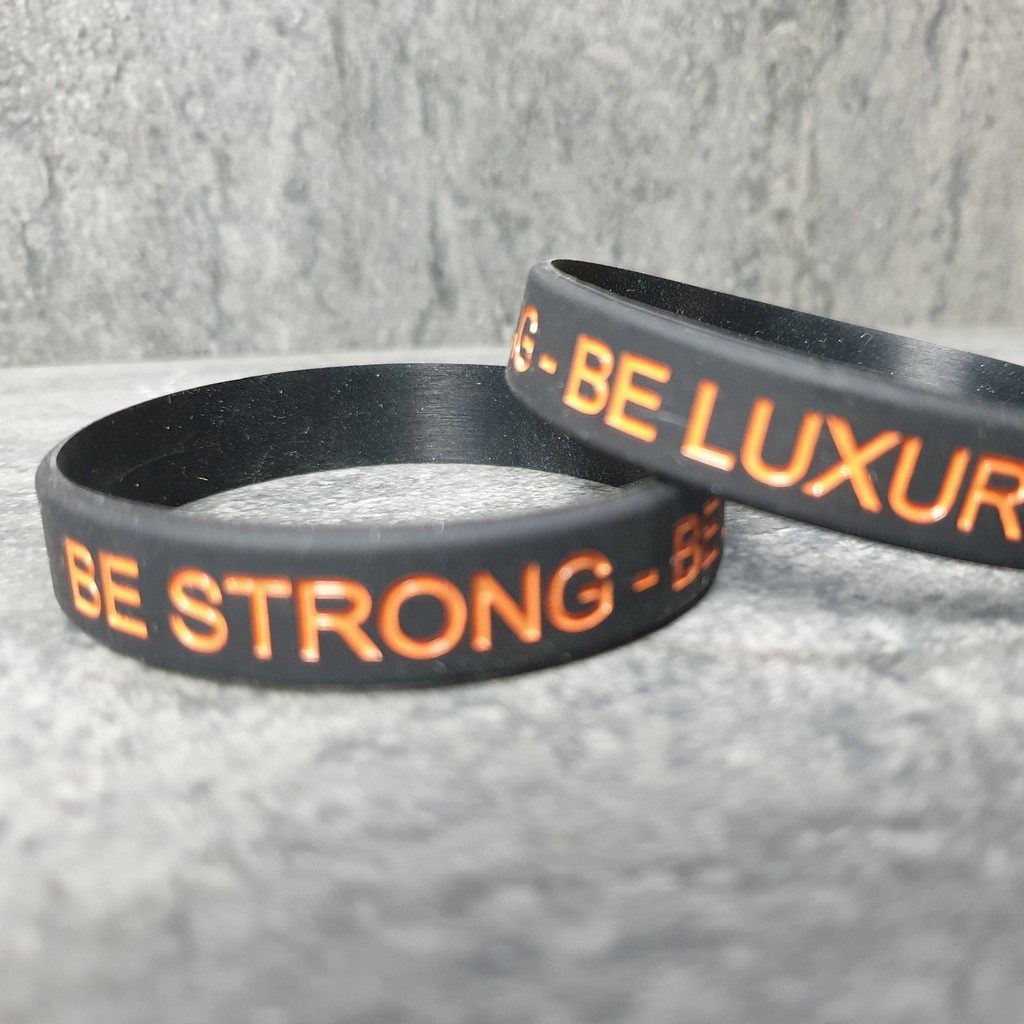 Vòng Đeo Lens Máy Ảnh - Vòng Tay Cao Su Thể Thao Khắc Chữ Be Strong Be Luxury - BIG SPORT | BigBuy360 - bigbuy360.vn