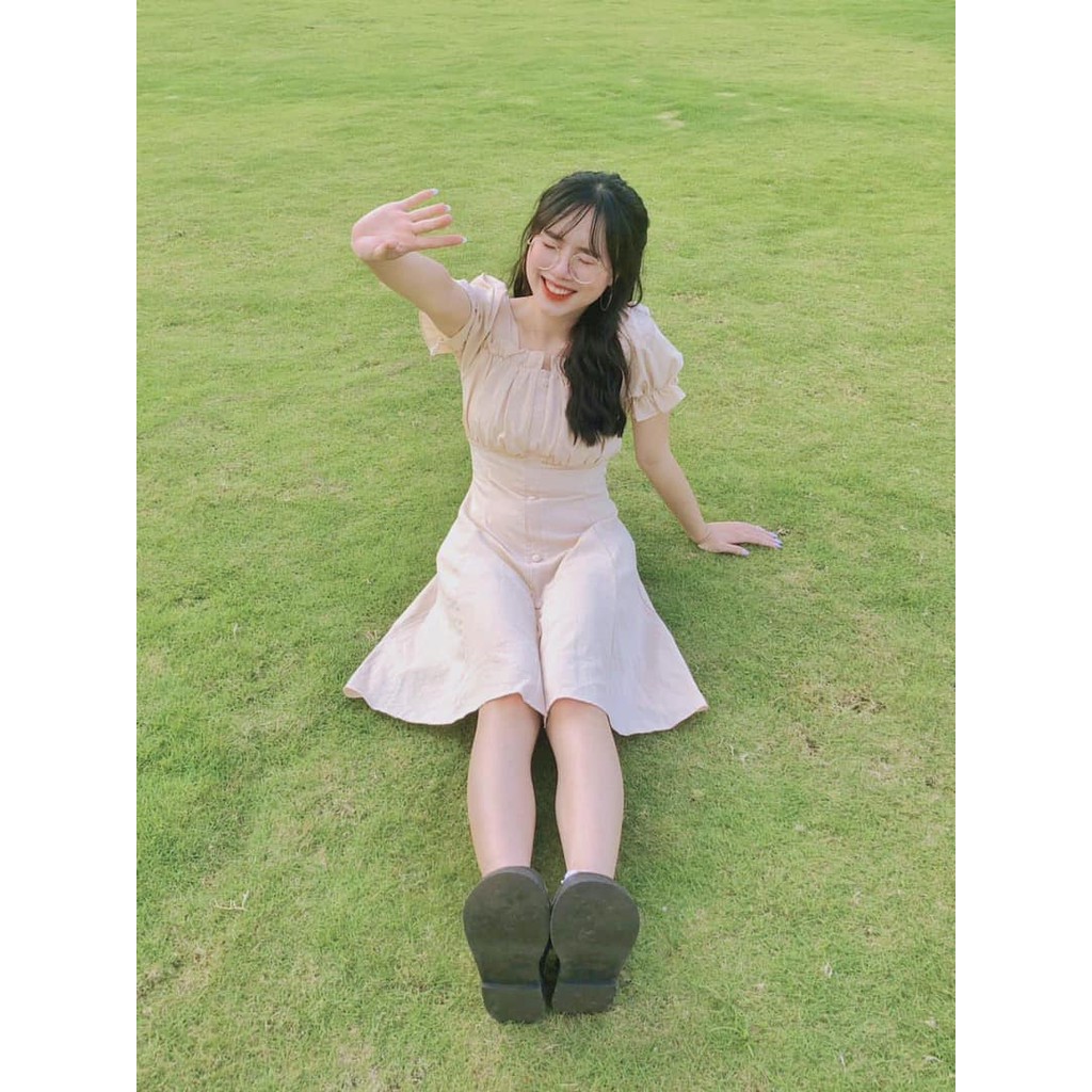 Váy tiểu thư nhún ngực ngắn tay chất đũi mát phong cách hàn quốc 2 màu be, trắng Váy Trắng Shop | BigBuy360 - bigbuy360.vn