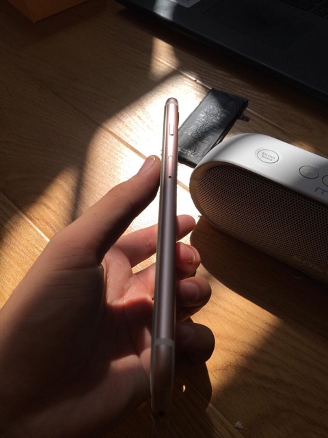 Điện thoại Apple iPhone 6  bản Quốc tế, Lock bộ nhớ 16GB, zin đẹp như mới, vân tay nhạy