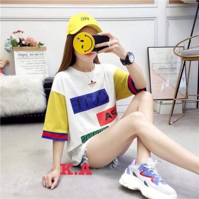 Sản phẩm gia đình làm: Áo cộc này màu tay viền in chữ