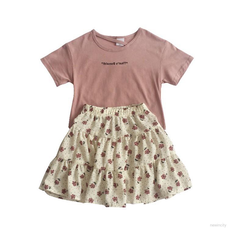 Set áo thun in chữ + Chân váy in hoa phong cách Hàn Quốc cho bé gái