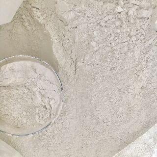 5kg vôi bột
dùng trong nông nghiệp để khử chua, cải tạo đất