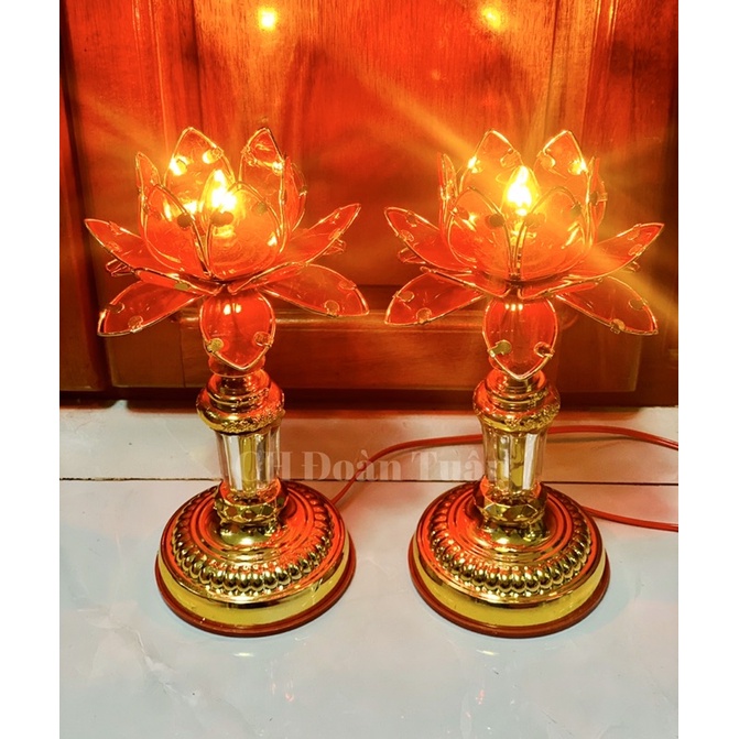 ĐÈN THỜ HOA SEN CÁNH ĐỎ
