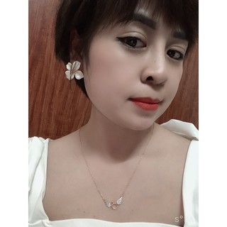 Bông tai phong cách Hàn Quốc