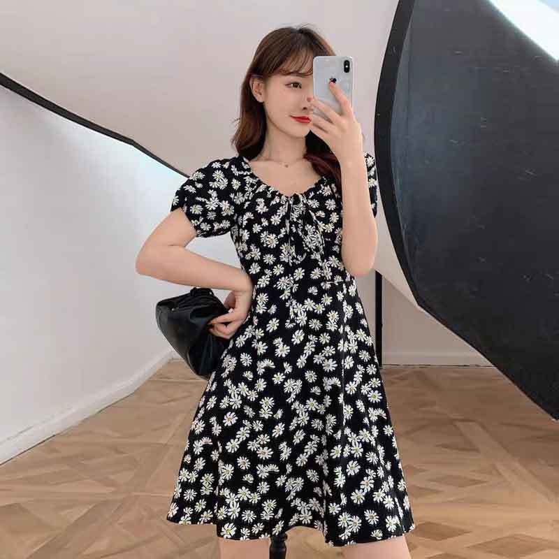 Đầm Chiffon Tay Ngắn In Hoa Cúc Nhỏ Hở Lưng Kiểu Pháp Thời Trang Cho Nữ