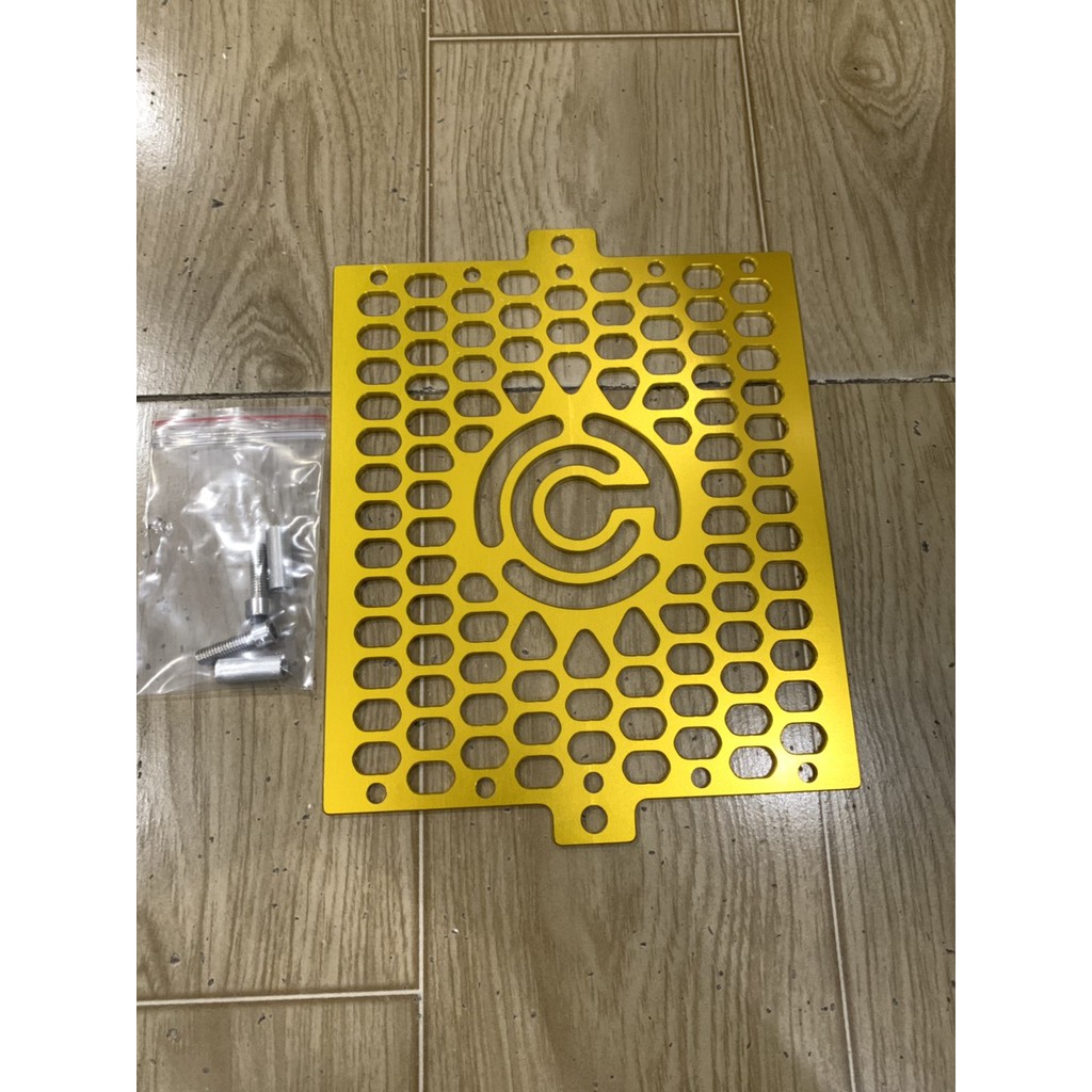 che két nước xe satria và raider fi nhôm cnc màu vàng