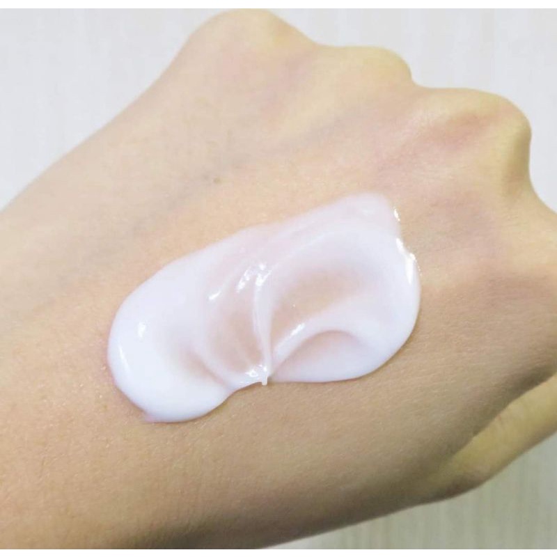 Kem Dưỡng Ẩm Trắng Da Ý Dĩ Hatomugi Moisturizing &amp; Conditioning The Milky Nhật Bản Hủ 300g