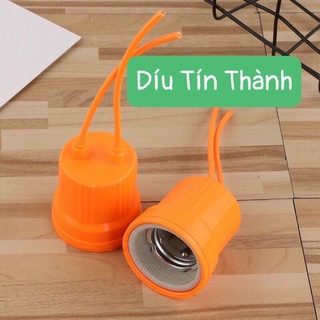 Đuôi sứ E27 chịu nhiệt chống nước