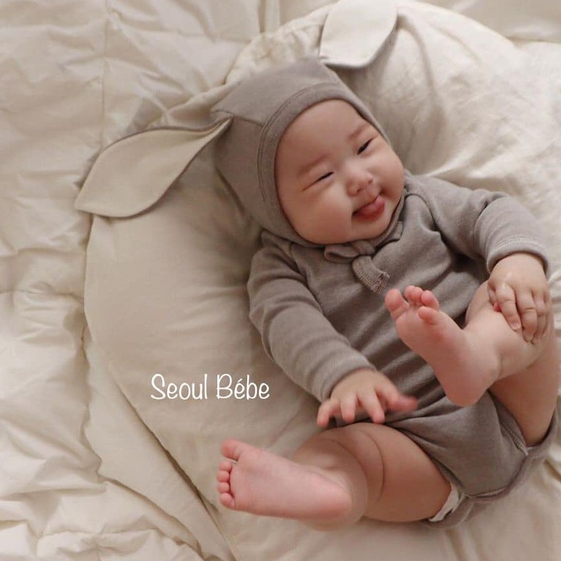 Bộ bodysuit thỏ tai dài bộ thỏ tai dài Peekaboo