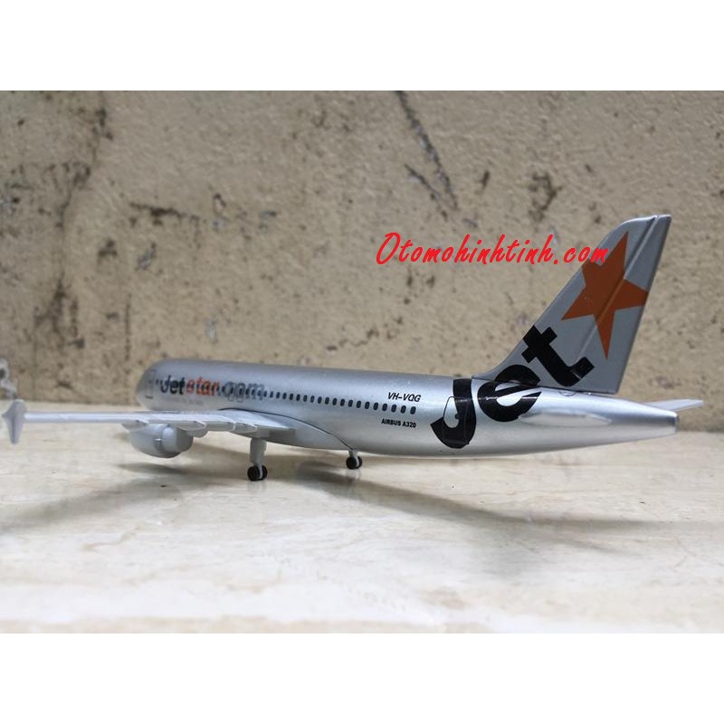 Mô hình máy bay AIRBUS A-320 Jetstar 1:350