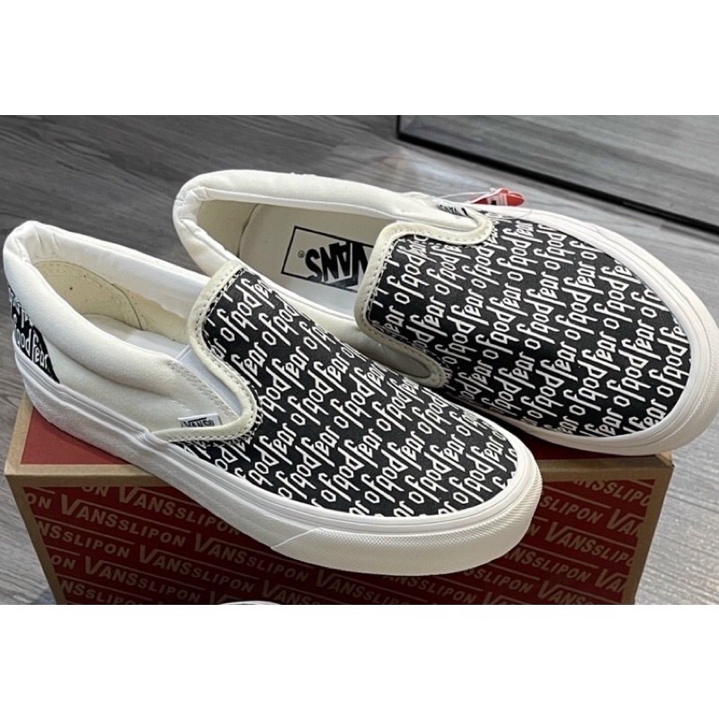 GIÀY VAN.S FEAR OF GOD SLIPON BASIC LAI AU