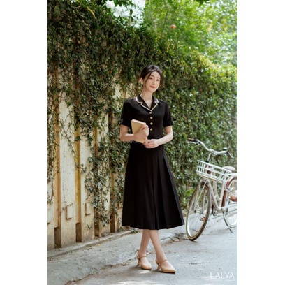 LALYA_AV79_Áo cộc tay phối màu viền cổ-Đen