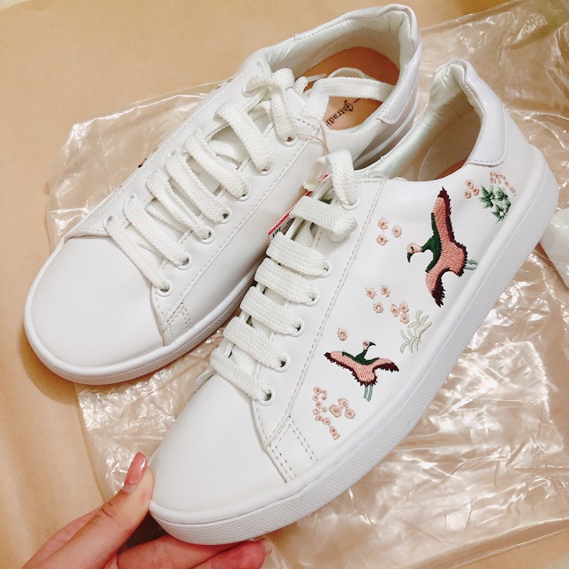 Rùa - sneaker hồng