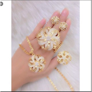 bộ trang sức đá đỏ quý phái