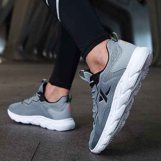 Giày Chạy Bộ Phối Lưới Gọn Nhẹ Hấp Thụ Sốc / Trượt / Mài Mòn