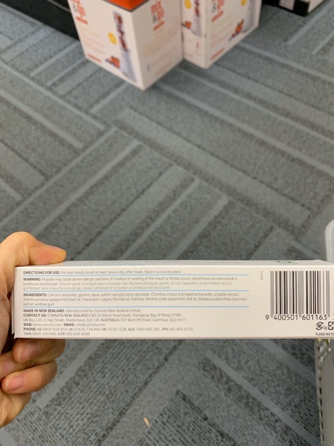 Kem đánh răng Comvita Propolis 100gr