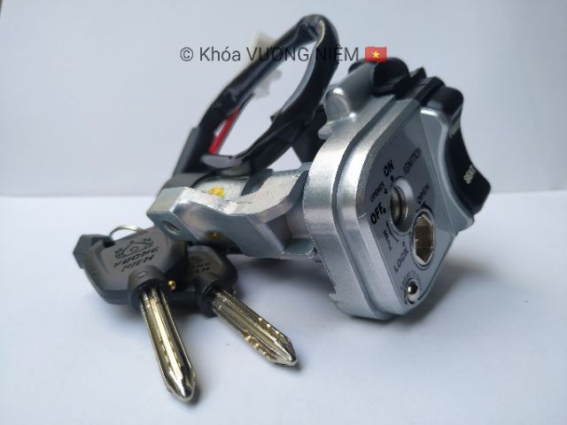 Khóa máy xe Airblade  chìa 8 cạnh chống trộm cao cấp