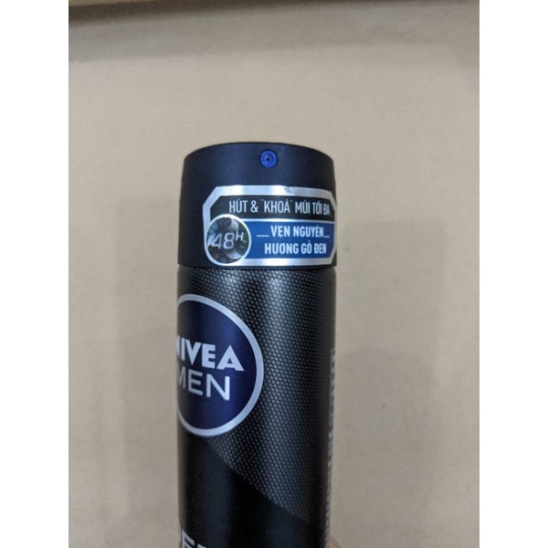 Xịt ngăn mùi Nivea Men Deep Than Đen Hoạt Tính 150ml