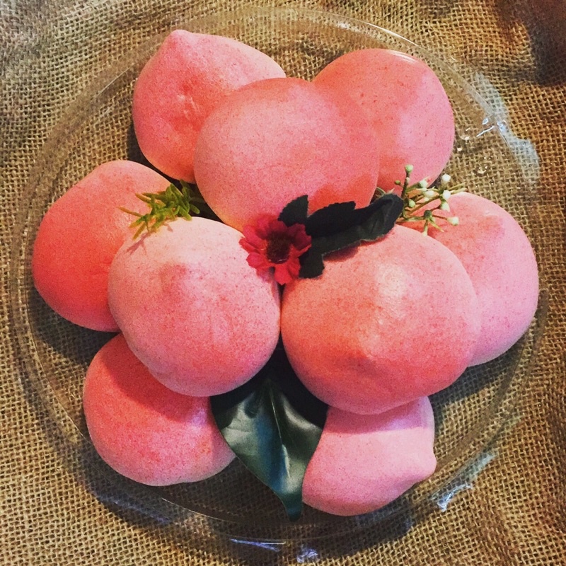 Set bánh bao đào tiên + bánh dứa thỏi vàng cúng mùng 10