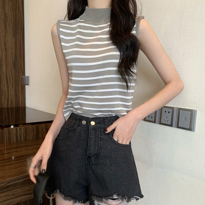 Áo Lửng Hai Dây Dệt Kim Kẻ Sọc Phong Cách Hàn Quốc Cho Nữ