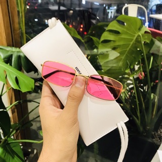 kính hot trend chữ nhật