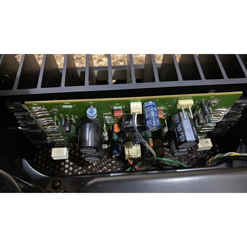Amply Accuphase E-212