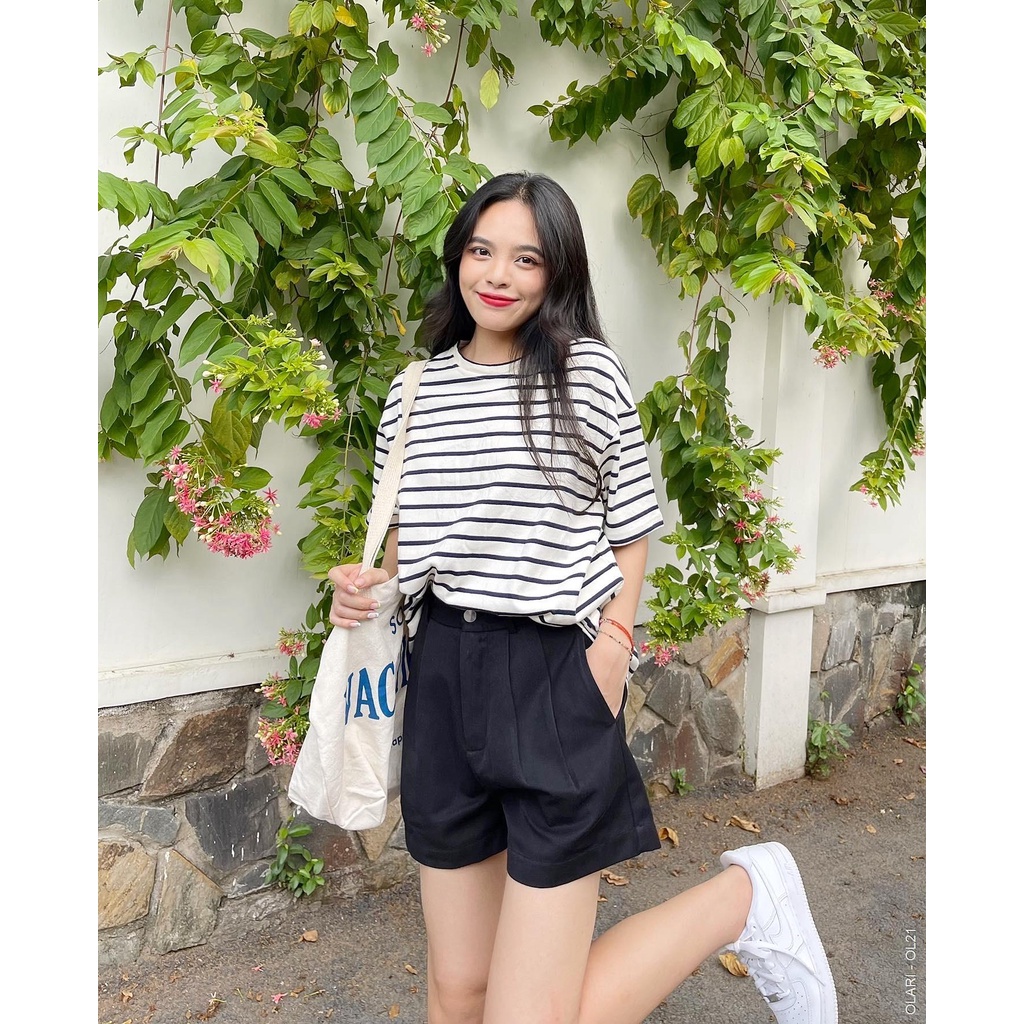 Áo Thun Nữ OLARI Tay Ngắn Kẻ Sọc - OL21 - Uri Tee