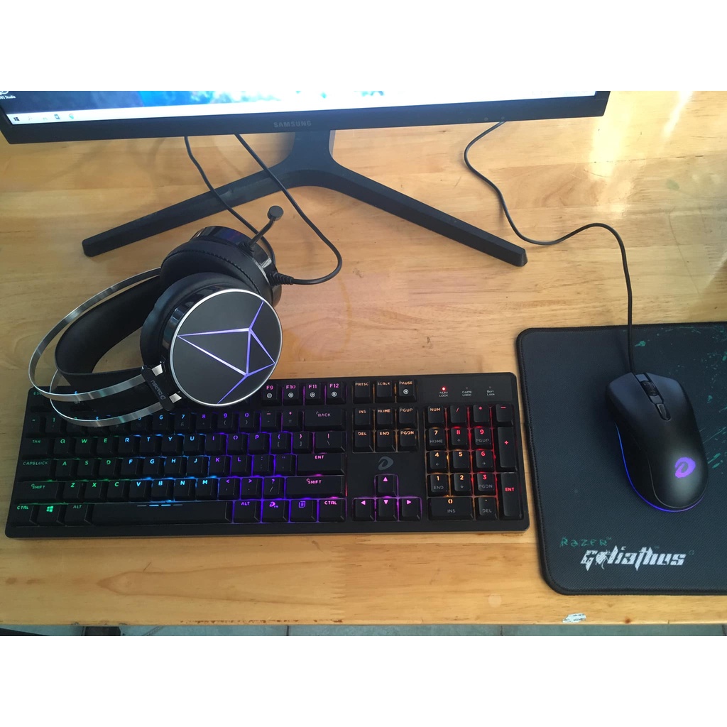 Chuột Gaming Dareu EM908 Led RGB, chính hãng 100%, dùng ít 3 tháng, likenew 98%