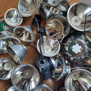 chóa led .nhân led đèn pin 3v hàng tháo máy