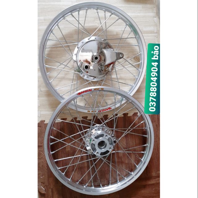 Bánh căm xe  EXCITER đời 2010 và SIRURS  đĩa gồm  niềng nhôm BANZAI 1.4/1.4