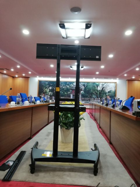 Giá treo tivi di động nb ava1800 - 70 - 1P 55 - 85 Inch cột kệ treo tivi có bánh xe di chuyển  Khoẻ Hơn NB AVA1500