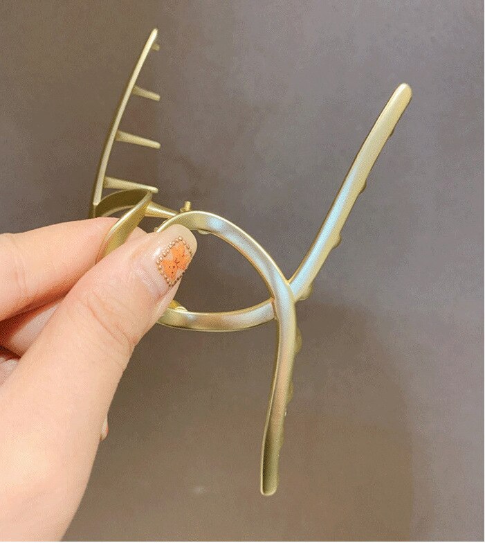 Kẹp Tóc Hình Cá Mập Chất Liệu Hợp Kim Phong Cách Hàn Quốc