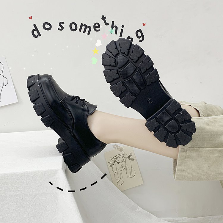 Hàn Tín nữ trang, giày cao gót. | BigBuy360 - bigbuy360.vn