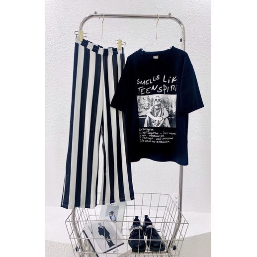 Set áo cotton quần sọc trắng đen vải đẹp giá tốt - HN Closet