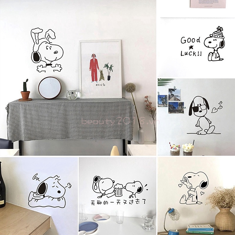 Miếng dán tường họa tiết chú chó Snoopy đáng yêu trang trí nhà DIY