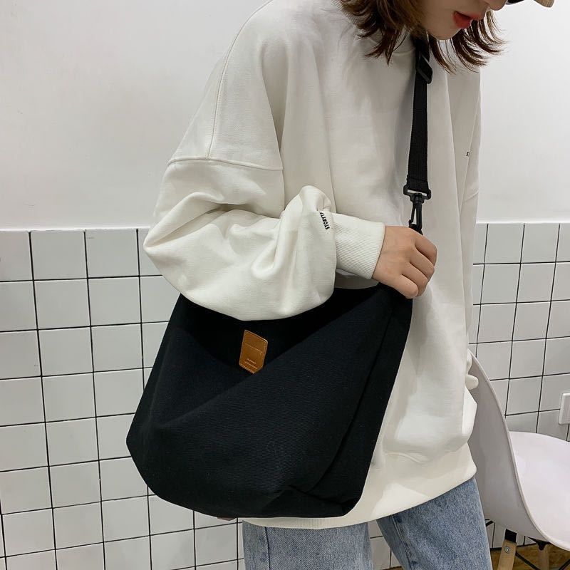 Túi Đeo Chéo Vai Bằng Vải Canvas Phong Cách Hong Kong Dễ Thương Dành Cho Nữ
