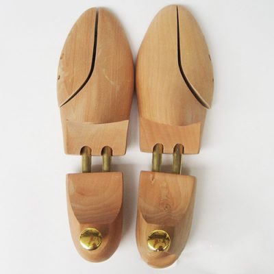 áo balo  Cây giữ form giày gỗ shoe tree cao cấp bảo vệ giày (CGFG03)