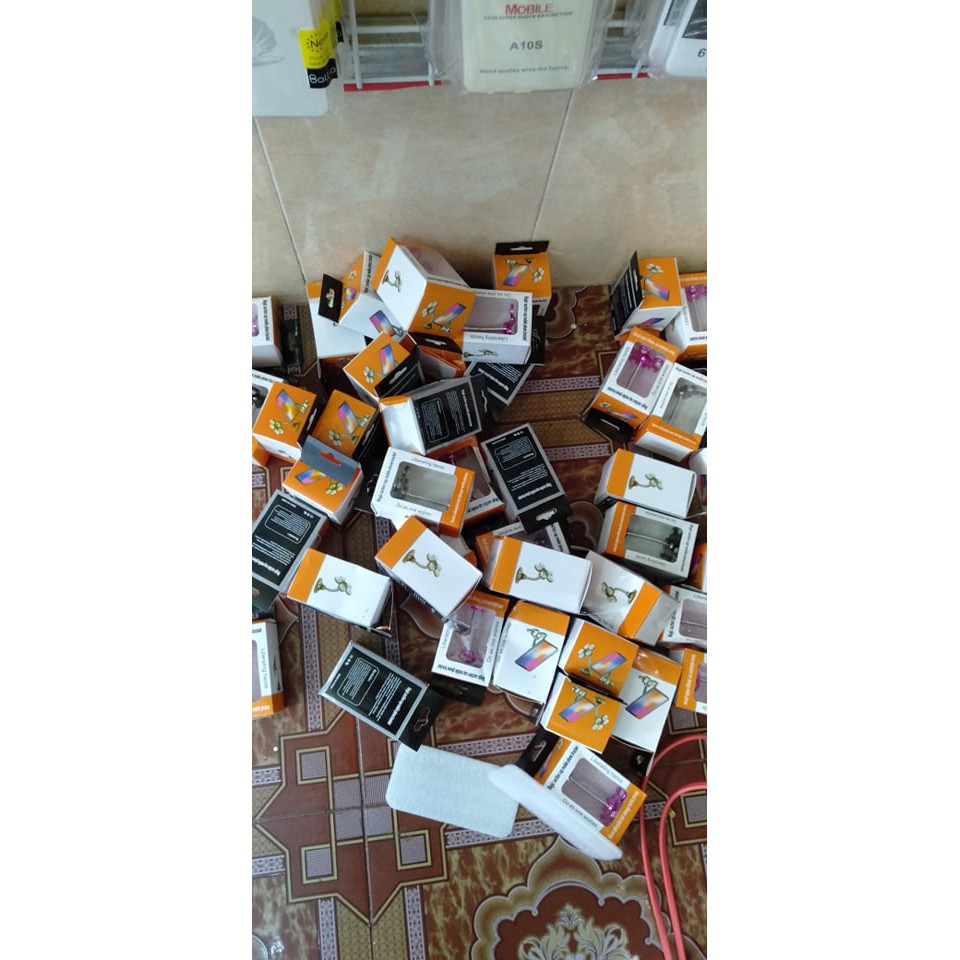 Giá đỡ điện thoại trên oto hút chân không siêu dính | BigBuy360 - bigbuy360.vn