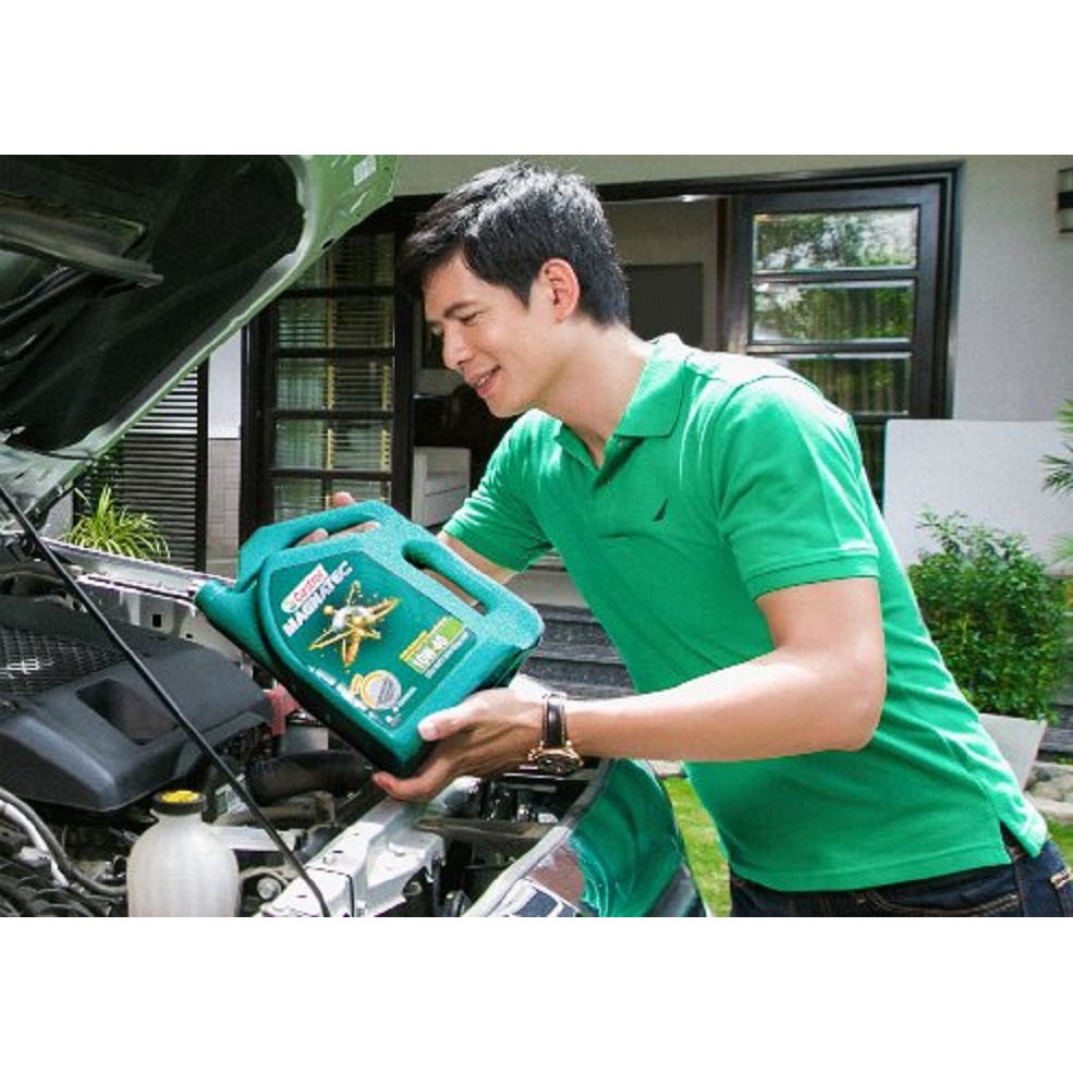 Dầu nhớt ô tô tổng hợp toàn phần Castrol Magnatec 5W-30 API SP/CF Can 4L+Súc rửa động cơ Bluechem