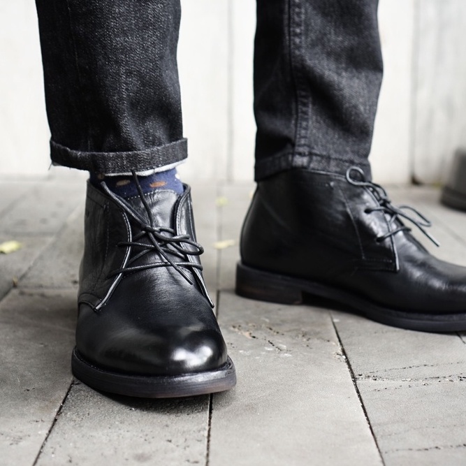 Giày boot công sở nam CHUKKA cổ lửng màu đen, giày văn phòng da bò thật TONKIN