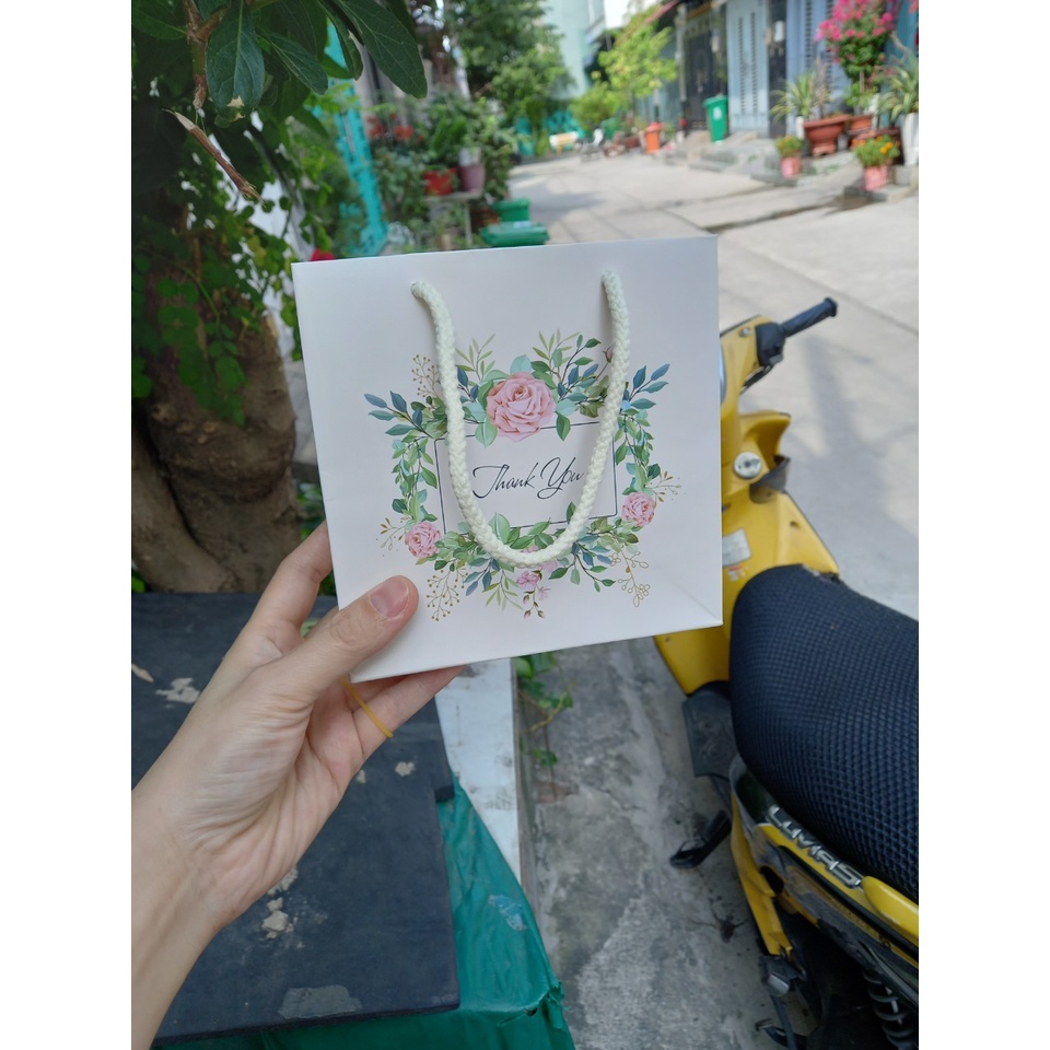 25 cái - Túi giấy vuông đựng mỹ phẩm quà tặng phụ kiện nước hoa nhỏ - Mẫu số 14 Bông xanh