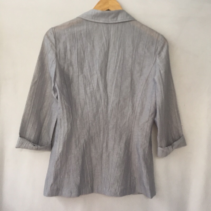 Khoác Blazer 1 lớp Pau Nhật màu bên ngoài đẹp hơn