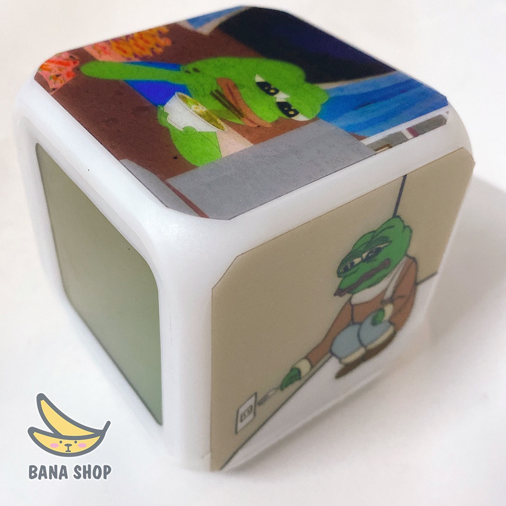 Đồng hồ báo thức kiêm đèn ngủ LED ếch xanh pepe sad frog siêu bựa dành cho vozer - Cảm Biến Ánh Sáng, Nhiệt